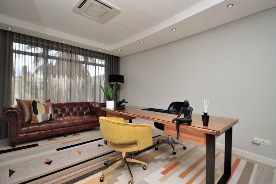 To Let 3 Bedroom Property for Rent in Sunset Beach Western Cape